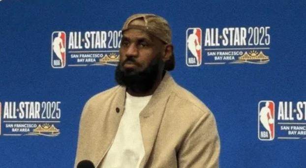 开云体育网址-詹姆斯为季后赛考虑退出全明星 今日返回洛城备战