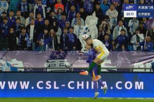 开云体育app-斯帕吉奇送上救护车后已经苏醒，目前正在医院接受进一步检查