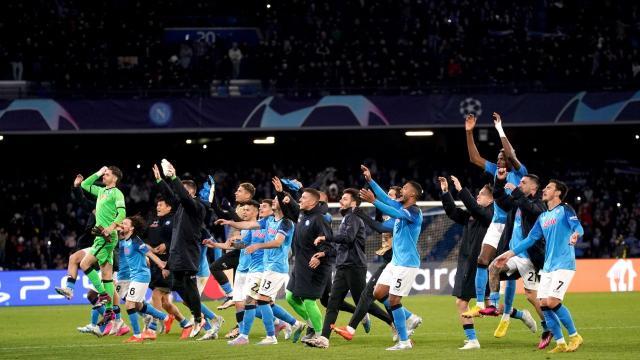 1681193159495072333.jpg 230316043825-01-napoli-frankfurt-ucl-031523-restricted.jpg