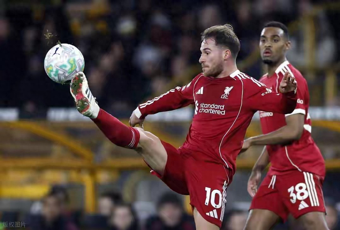 开云入口-利物浦续约上演“冰与火”：新核已定，“冠军腰”却悬了？|麦卡利斯特|赫拉芬贝赫|格拉文贝尔奇|阿根廷世界杯|安菲尔德球场_新浪体育_新浪新闻