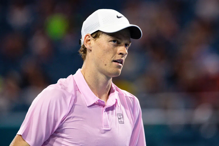 开云体育在线-辛纳打破费德勒一大纪录，迪米十四年纪录惨遭终结|迪米特洛夫|阿尔卡拉斯|蒙特卡洛大师赛|扬尼克-辛纳|ATP_新浪新闻